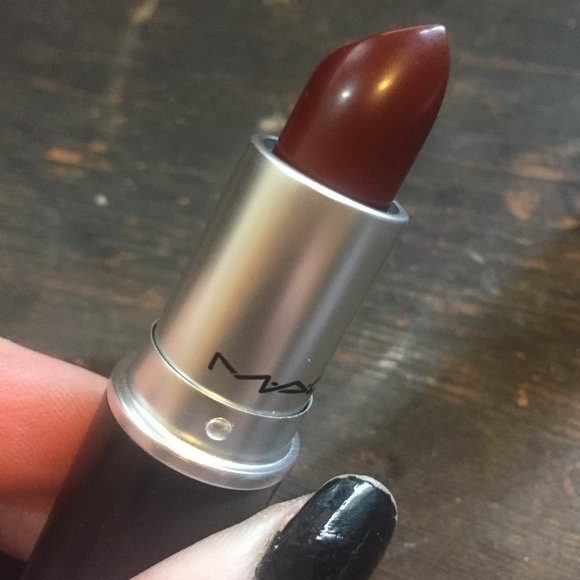 MAC Antique Velvet Matte Lipstick - NIB / NWT - Picture 2 of 5